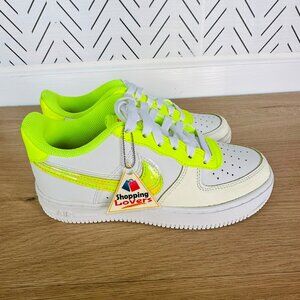 ⭐Nike Air Force 1 LV8 GS Sz 3.5Y Kids Shoes Retro Sneakers Neon White DV1680-100